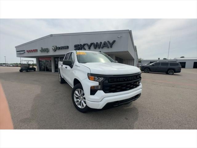2022 Chevrolet Silverado 1500 2WD Crew Cab Short Bed Custom