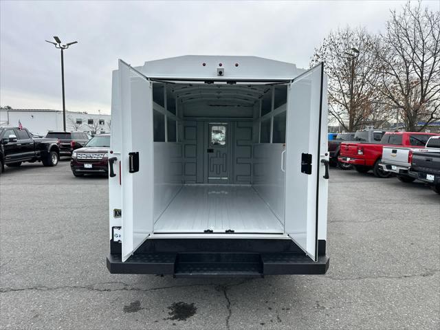 2025 Ford E-350 Cutaway Unknown