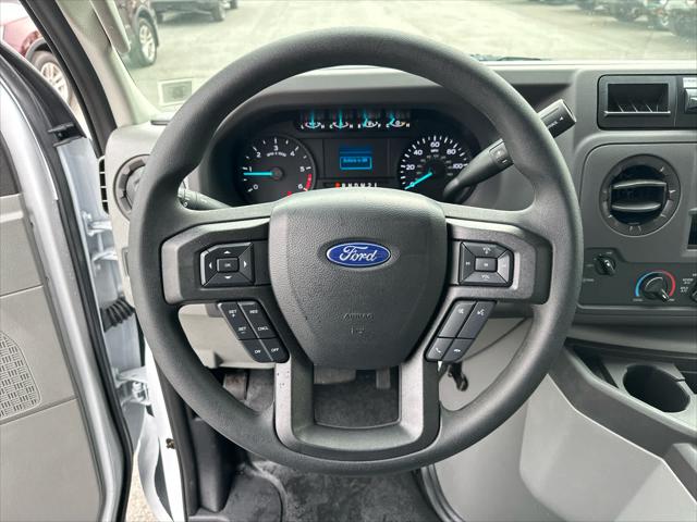 2025 Ford E-350 Cutaway Unknown