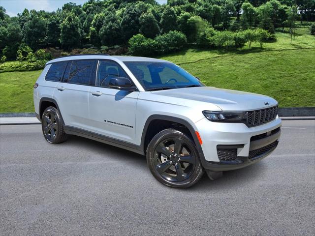 2022 Jeep Grand Cherokee L Altitude 4x4