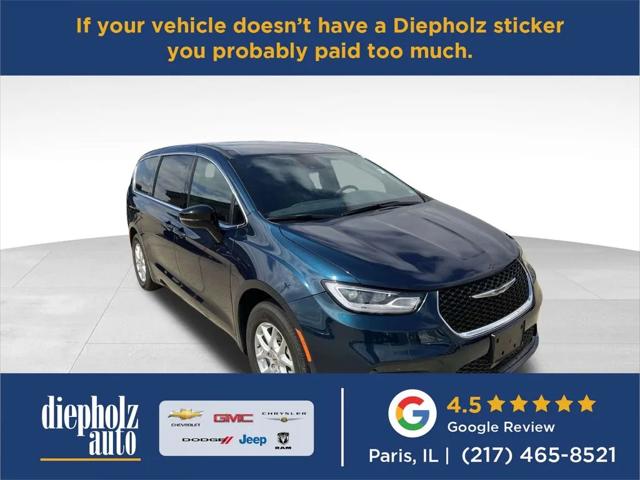 2025 Chrysler Pacifica Select