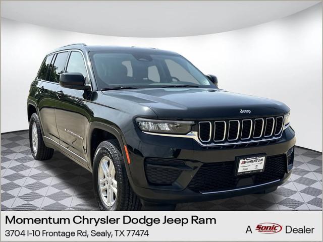 2023 Jeep Grand Cherokee Laredo 4x4