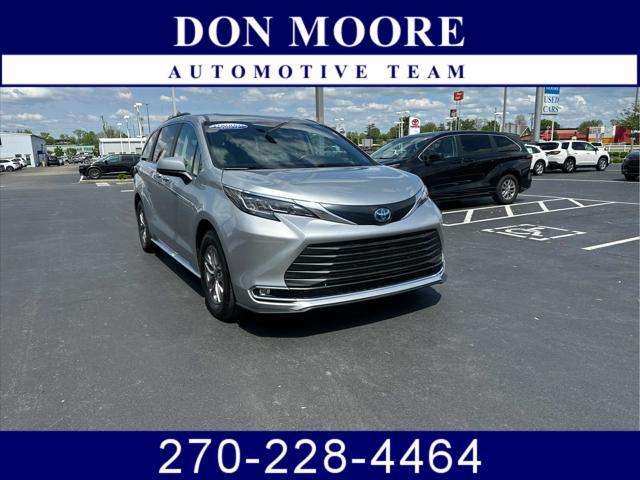 2023 Toyota Sienna XLE