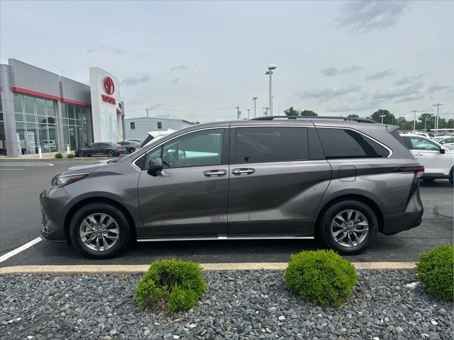2023 Toyota Sienna XLE