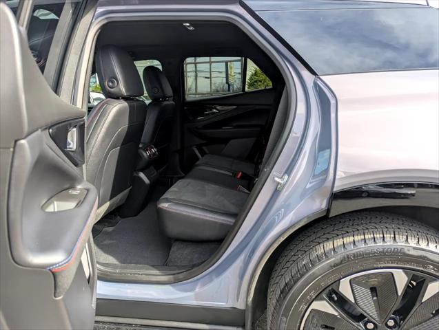 2025 Chevrolet V Blazer eAWD RS