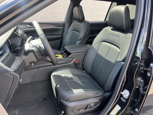 2025 Jeep Grand Cherokee L Overland 4x4