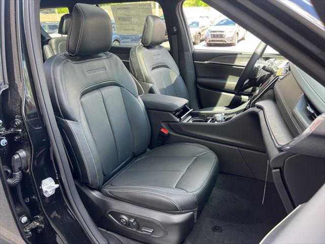 2025 Jeep Grand Cherokee L Overland 4x4