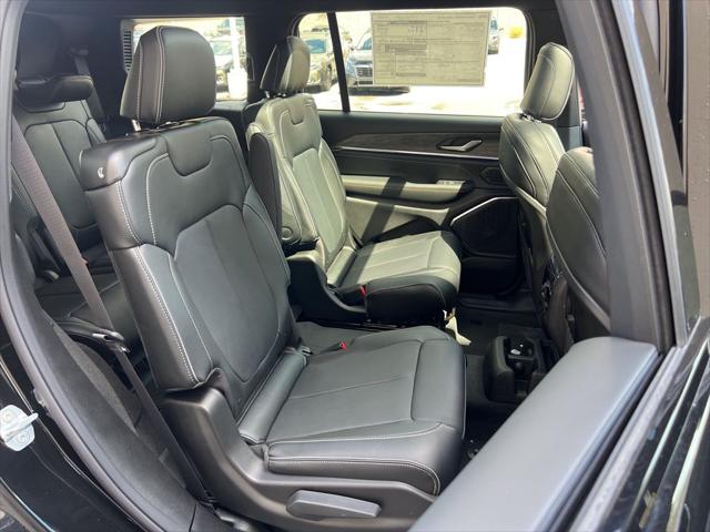 2025 Jeep Grand Cherokee L Overland 4x4