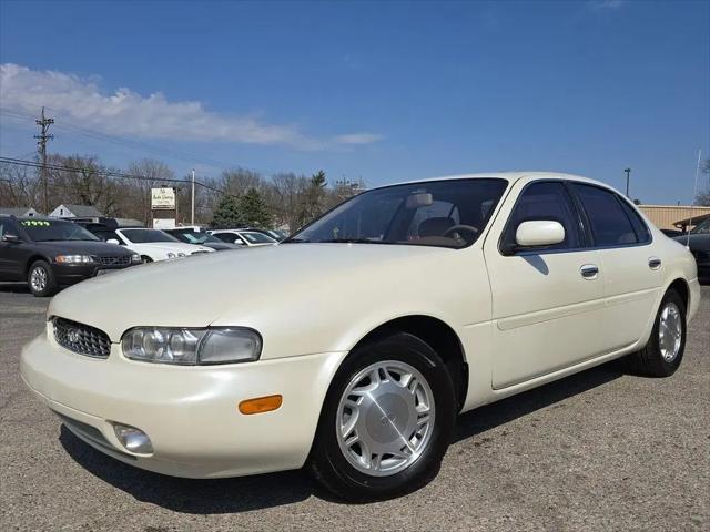 1997 INFINITI J30 SEDAN for sale near Fairfield, OH