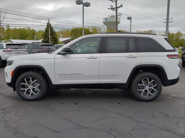 2025 Jeep Grand Cherokee GRAND CHEROKEE LAREDO 4X4