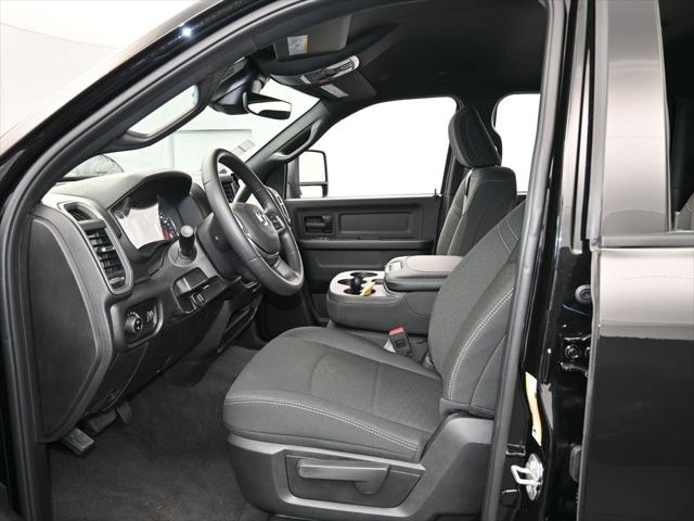 2025 RAM Ram 2500 RAM 2500 TRADESMAN CREW CAB 4X4 64 BOX