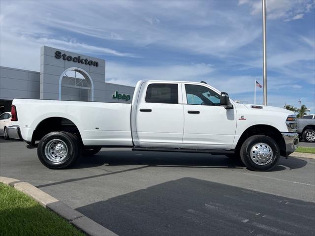 2025 RAM Ram 3500 RAM 3500 TRADESMAN CREW CAB 4X4 8 BOX