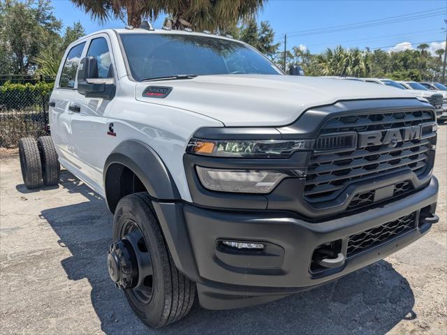 2025 RAM Ram 5500 Chassis Cab RAM 5500 TRADESMAN CHASSIS CREW CAB 4X4 60 CA