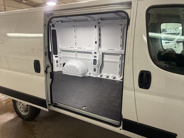 2025 RAM Ram ProMaster RAM PROMASTER 1500 TRADESMAN CARGO VAN LOW ROOF 136 WB