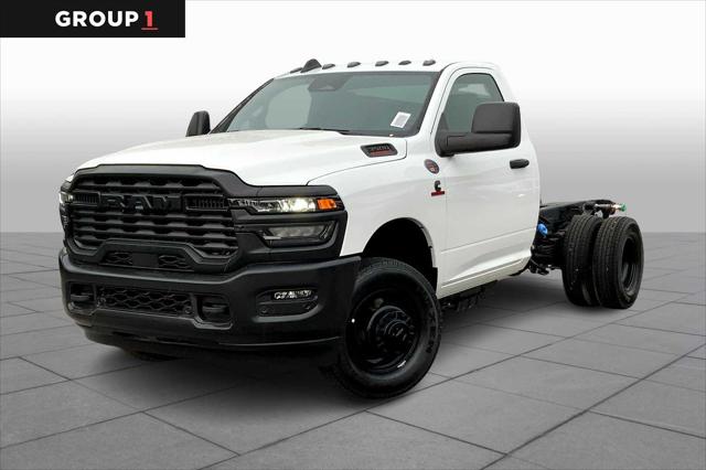 2025 RAM Ram 3500 Chassis Cab RAM 3500 TRADESMAN CHASSIS REGULAR CAB 4X4 60 CA