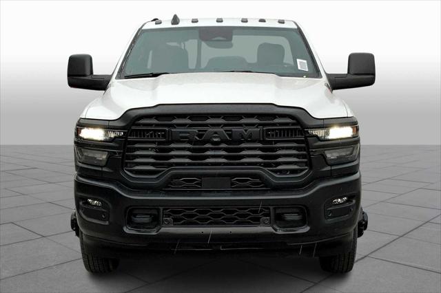 2025 RAM Ram 3500 Chassis Cab RAM 3500 TRADESMAN CHASSIS REGULAR CAB 4X4 60 CA