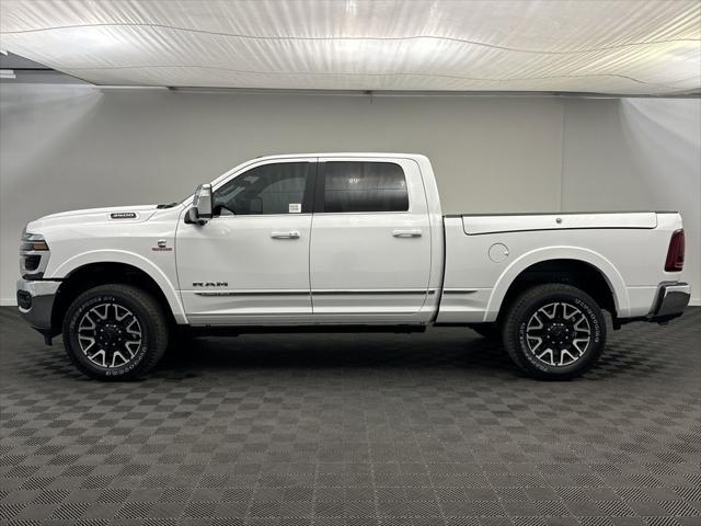 2025 RAM Ram 3500 RAM 3500 LIMITED CREW CAB 4X4 64 BOX