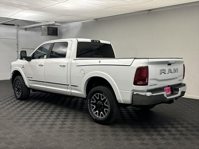 2025 RAM Ram 3500 RAM 3500 LIMITED CREW CAB 4X4 64 BOX