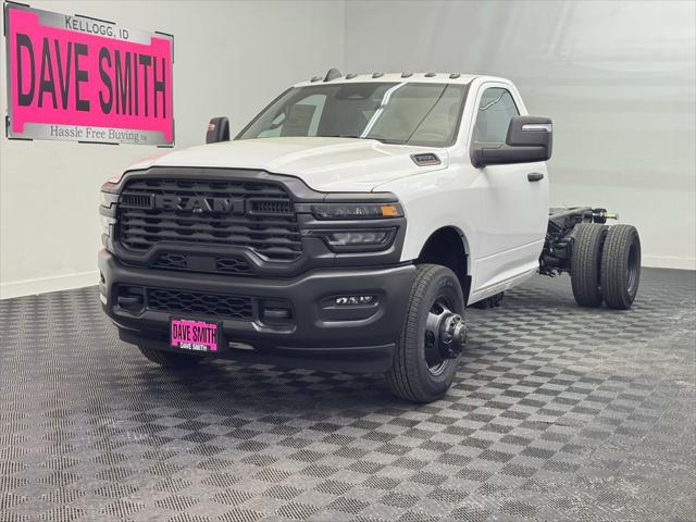2025 RAM Ram 3500 Chassis Cab RAM 3500 TRADESMAN CHASSIS REGULAR CAB 4X4 84 CA