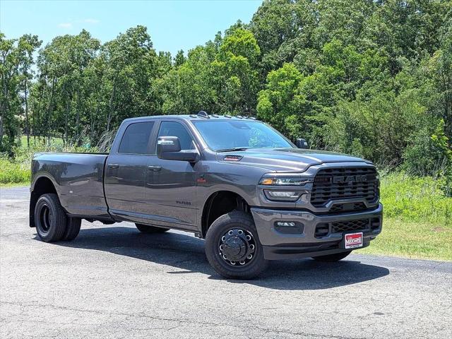 2025 RAM Ram 3500 RAM 3500 LONE STAR CREW CAB 4X4 8 BOX