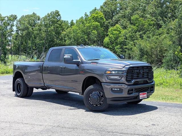 2025 RAM Ram 3500 RAM 3500 LONE STAR CREW CAB 4X4 8 BOX