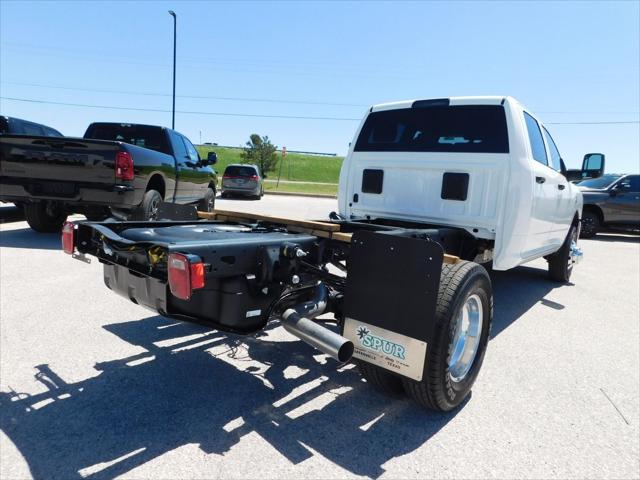 2025 RAM Ram 3500 Chassis Cab RAM 3500 TRADESMAN CREW CAB CHASSIS 4X4 60 CA