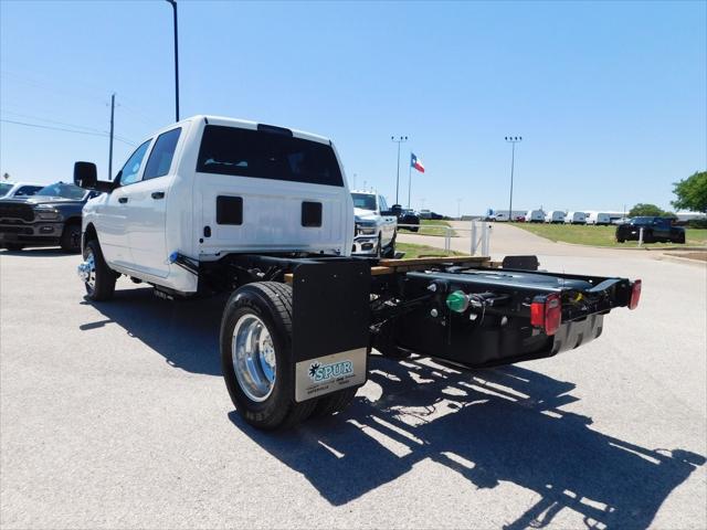 2025 RAM Ram 3500 Chassis Cab RAM 3500 TRADESMAN CREW CAB CHASSIS 4X4 60 CA
