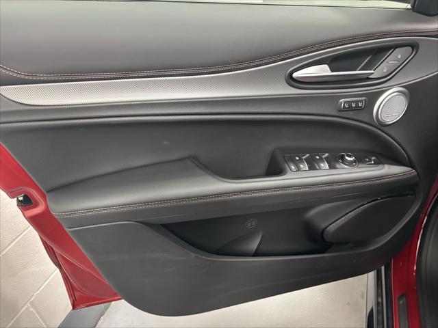 2025 Alfa Romeo Stelvio STELVIO INTENSA AWD 2025 Alfa Romeo Stelvio STELVIO INTENSA AWD