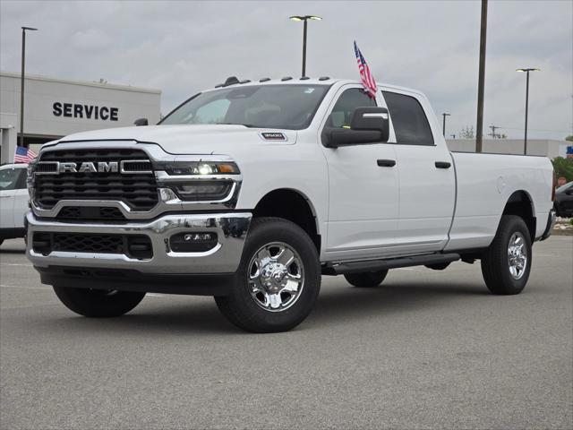 2025 RAM Ram 3500 RAM 3500 TRADESMAN CREW CAB 4X4 8 BOX