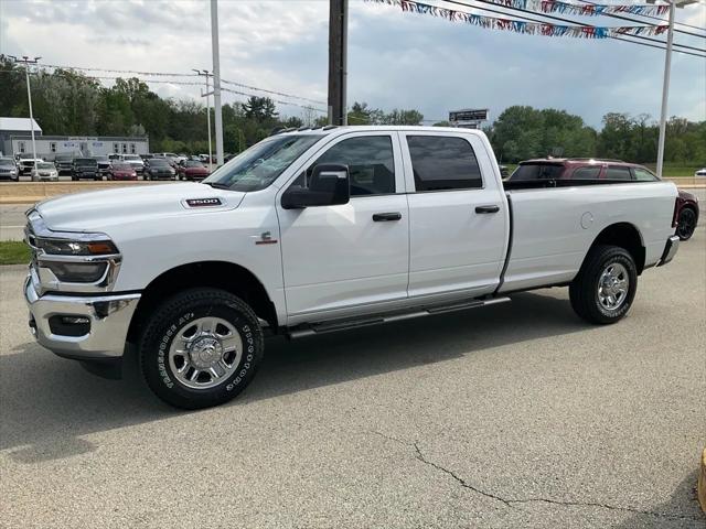 2025 RAM Ram 3500 RAM 3500 TRADESMAN CREW CAB 4X4 8 BOX 2025 RAM Ram 3500 RAM 3500 TRADESMAN CREW CAB 4X4 8 BOX