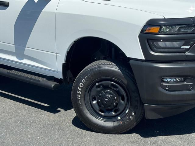 2025 RAM Ram 2500 RAM 2500 TRADESMAN CREW CAB 4X4 8 BOX