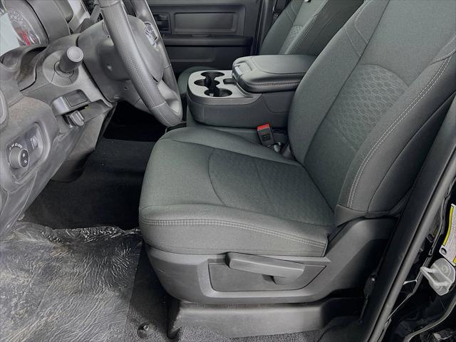 2025 RAM Ram 2500 RAM 2500 TRADESMAN CREW CAB 4X4 64 BOX