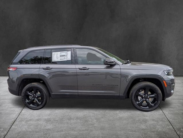 2025 Jeep Grand Cherokee GRAND CHEROKEE ALTITUDE X 4X4
