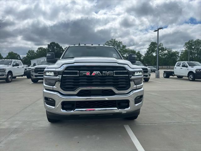2025 RAM Ram 3500 Chassis Cab RAM 3500 TRADESMAN CREW CAB CHASSIS 4X2 60 CA