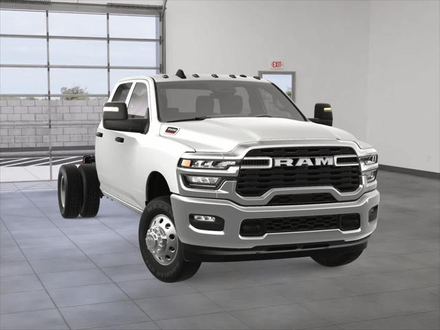 2025 RAM Ram 3500 Chassis Cab RAM 3500 TRADESMAN CREW CAB CHASSIS 4X2 60 CA 2025 RAM Ram 3500 Chassis Cab RAM 3500 TRADESMAN CREW CAB CHASSIS 4X2 60 CA