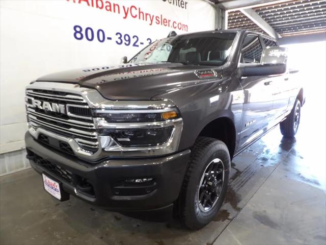 2025 RAM Ram 3500 RAM 3500 LARAMIE CREW CAB 4X4 64 BOX