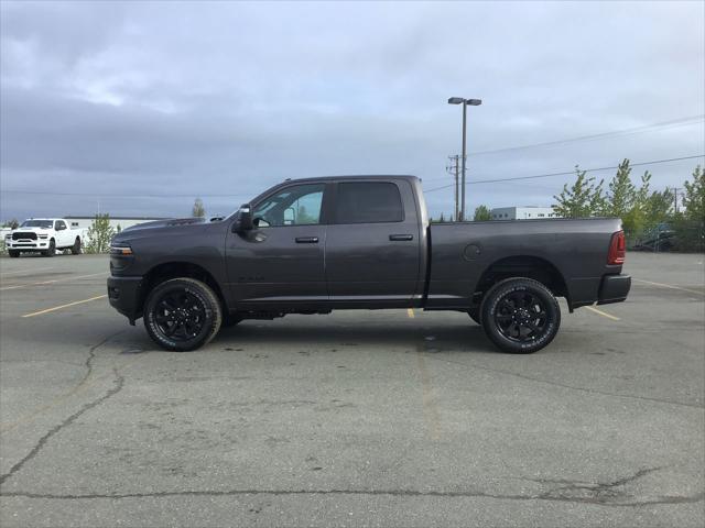 2025 RAM Ram 3500 RAM 3500 LARAMIE CREW CAB 4X4 64 BOX