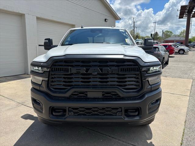 2025 RAM Ram 2500 RAM 2500 TRADESMAN CREW CAB 4X4 8 BOX