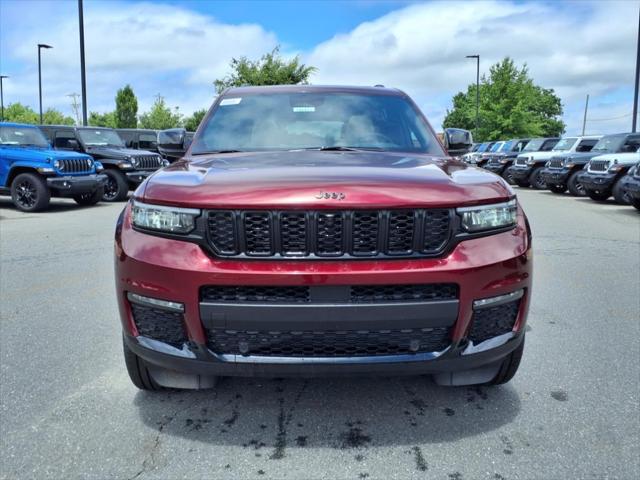 2025 Jeep Grand Cherokee GRAND CHEROKEE L LIMITED 4X4