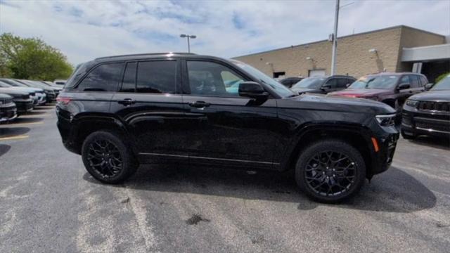 2025 Jeep Grand Cherokee GRAND CHEROKEE SUMMIT 4X4