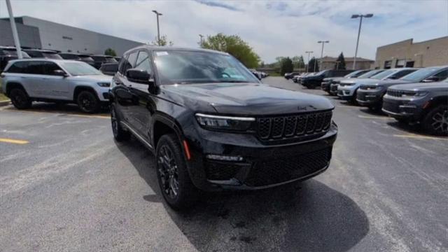 2025 Jeep Grand Cherokee GRAND CHEROKEE SUMMIT 4X4