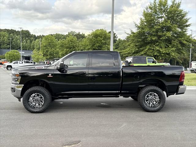2025 RAM Ram 2500 RAM 2500 TRADESMAN CREW CAB 4X4 64 BOX