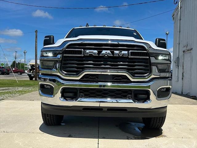 2025 RAM Ram 2500 RAM 2500 TRADESMAN CREW CAB 4X4 8 BOX