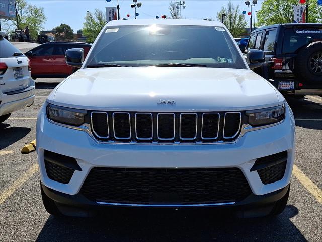 2025 Jeep Grand Cherokee GRAND CHEROKEE LAREDO 4X4