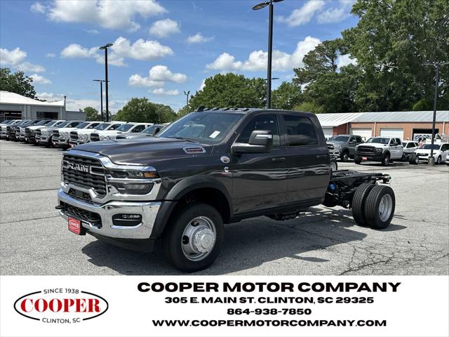 2025 RAM Ram 5500 Chassis Cab RAM 5500 TRADESMAN CHASSIS CREW CAB 4X4 60 CA