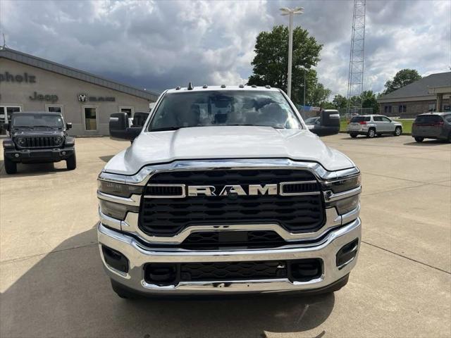 2025 RAM Ram 2500 RAM 2500 TRADESMAN CREW CAB 4X4 64 BOX