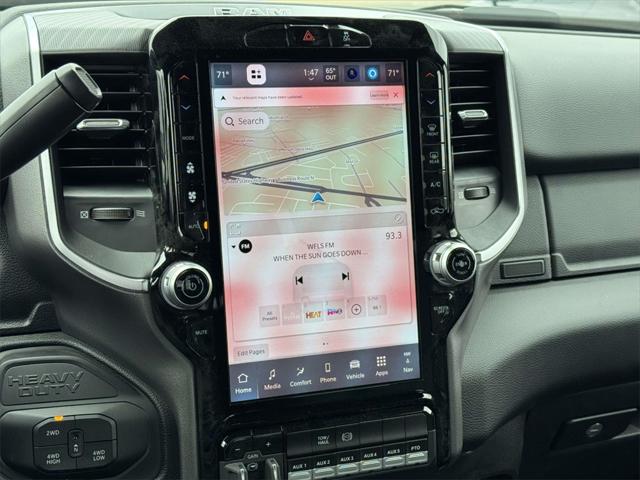 2025 RAM Ram 5500 Chassis Cab RAM 5500 BIG HORN CHASSIS CREW CAB 4X4 60 CA