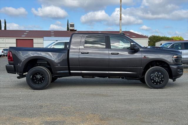 2025 RAM Ram 3500 RAM 3500 LARAMIE MEGA CAB 4X4 64 BOX