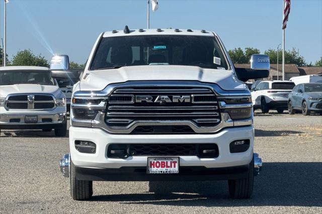 2025 RAM Ram 3500 RAM 3500 LARAMIE MEGA CAB 4X4 64 BOX