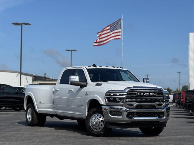2025 RAM Ram 3500 RAM 3500 LIMITED LONGHORN CREW CAB 4X4 8 BOX